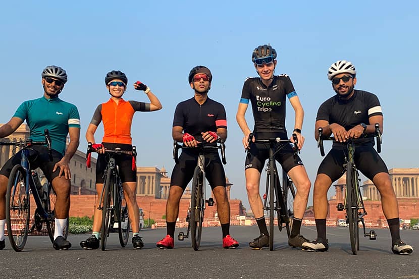 Rick Nobel met zijn fietsteam