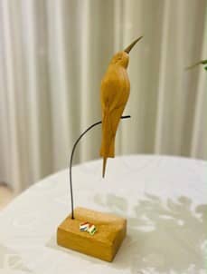 Wooden statue of the European Bee-eater