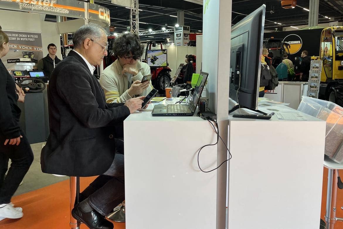 People sitting at the Dutch stand during Agrotech Kielce fair