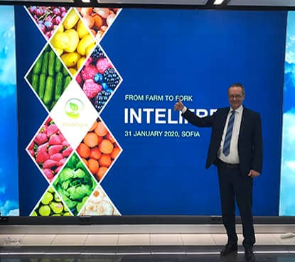 Arie Veldhuizen op symposium in Bulgarije