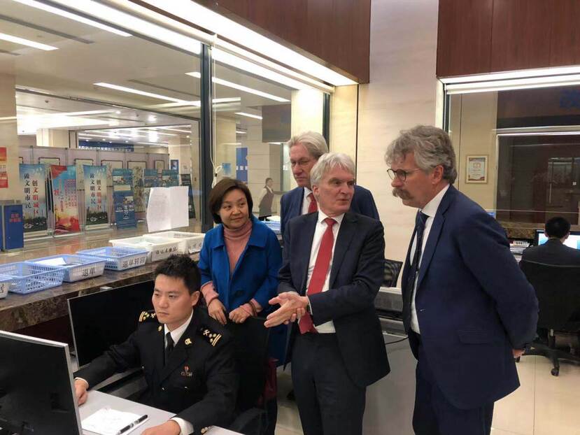 Bezoek aan de douane in Tianjin in kader e-certificering (2019)