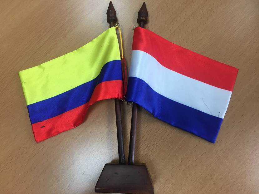 Dutch - Colombian flags