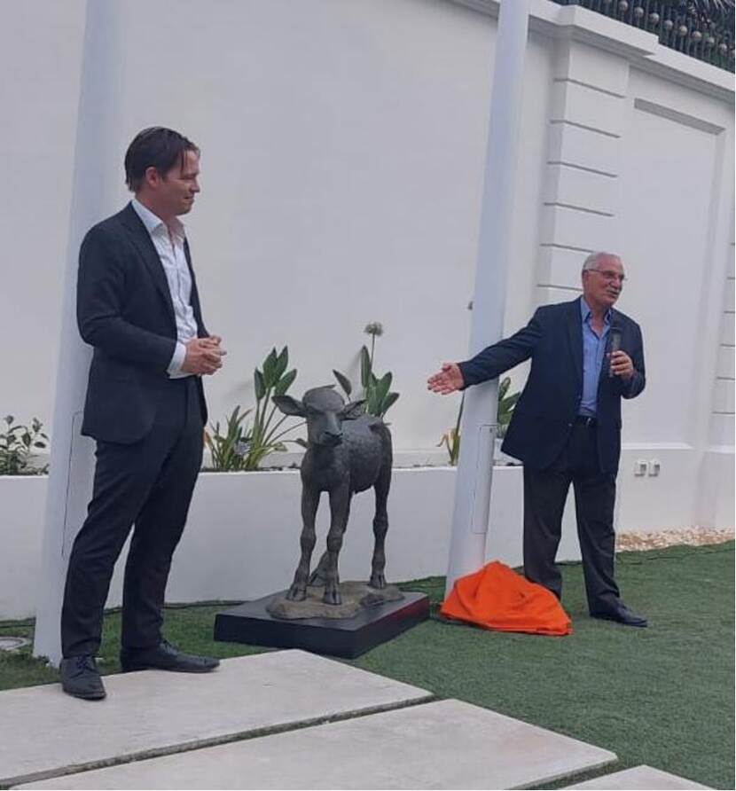 Dr. Tarek Mourad, former water expert at the Netherlands Embassy unveiling buffalo statue