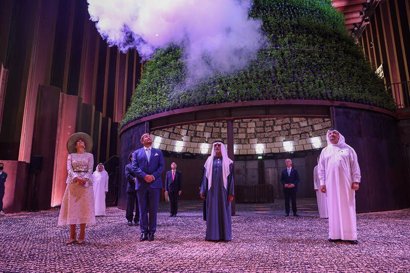 Bezoek koninklijk echtpaar aan Nederlands paviljoen aan Expo Dubai