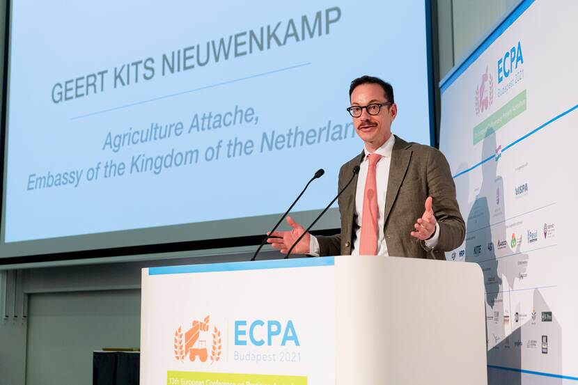 Agriculture Councillor Mr. Nieuwenkamp delivering his opening speech