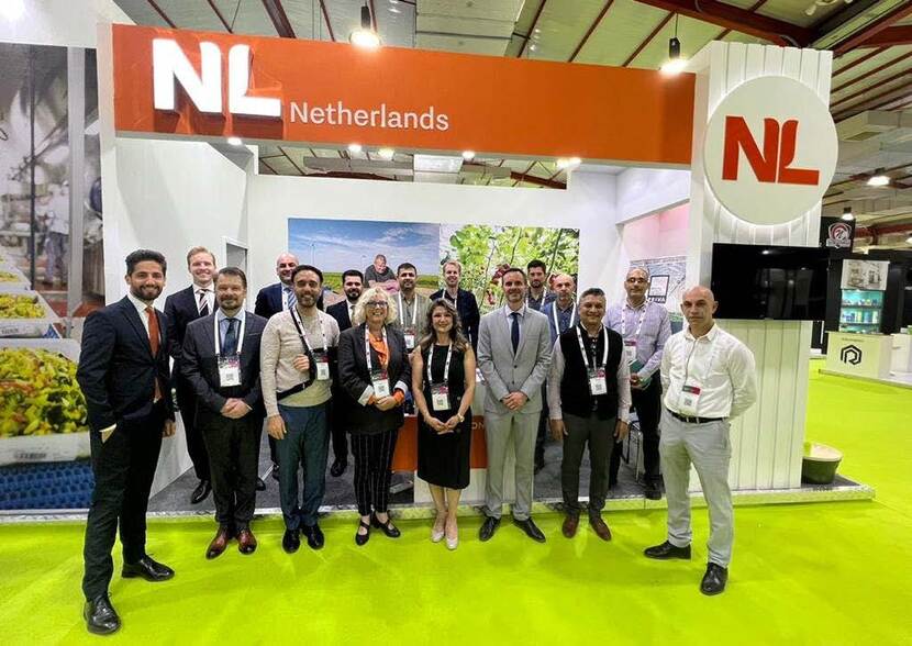 Group picture of the Consulate staff and participating Dutch Companies during Agro-Pack Fair 2022