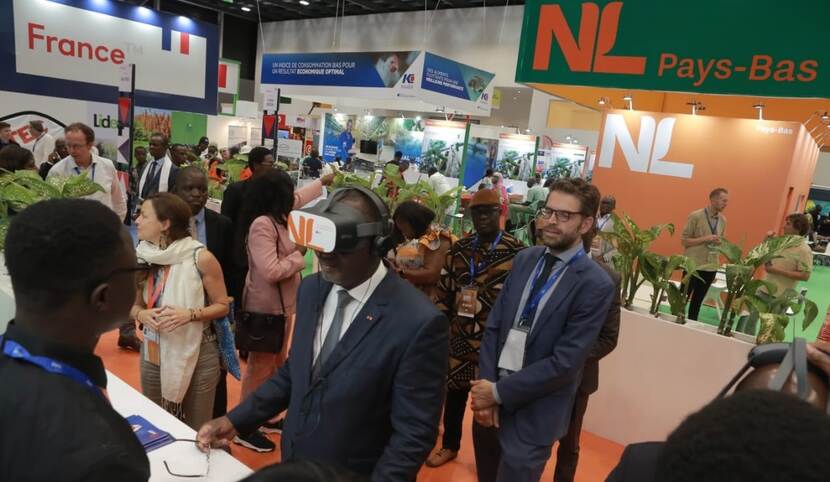 VR movie Farming the Future at Netherlands pavilion