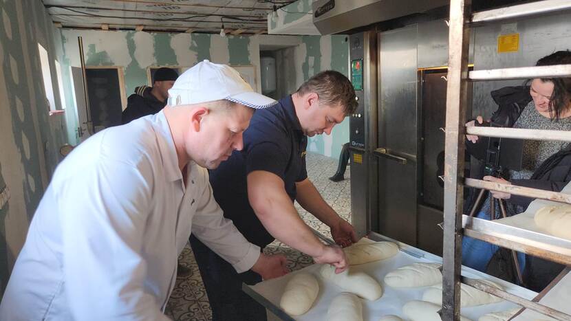 Preparing bread at Scherbynivka Bakery