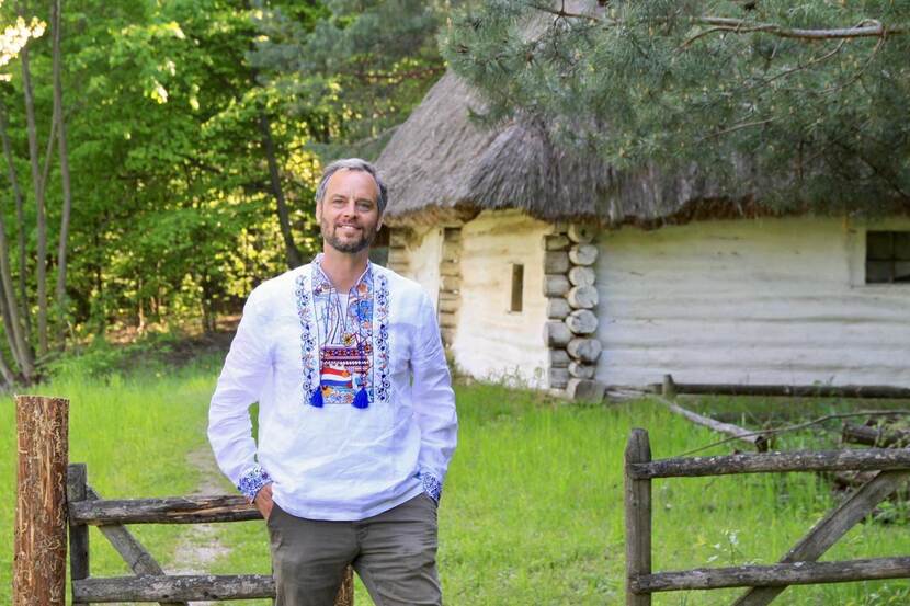 Reinoud Nuijten in Ukrainian traditional shirt - vyshyvanka