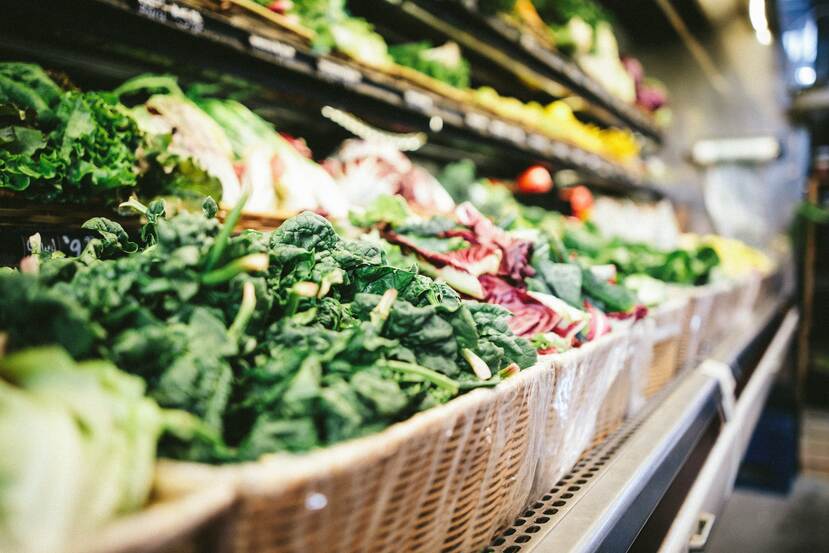 Healthy vegetables at a grocery store.