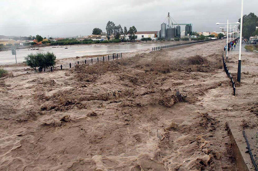 Overstromingen na hevige regenval in Spanje